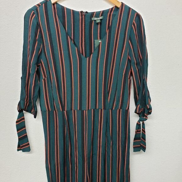 NWT WildāFableĀ Stripedā3/4āSleeveāPantāJumpsuitāSizeāS - Picture 2 of 7